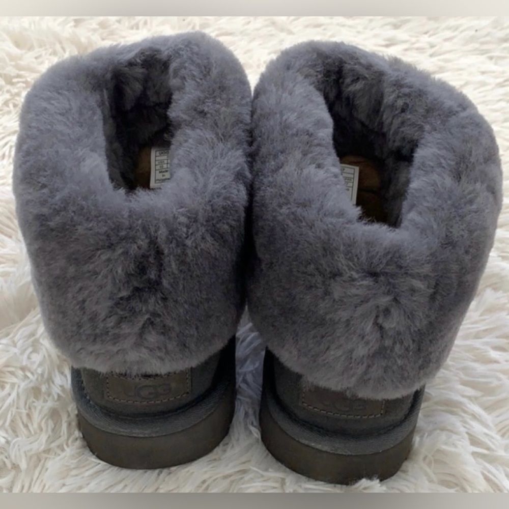 UGG classic gray mini fluff boots size 6 NWOB - Picture 6 of 9